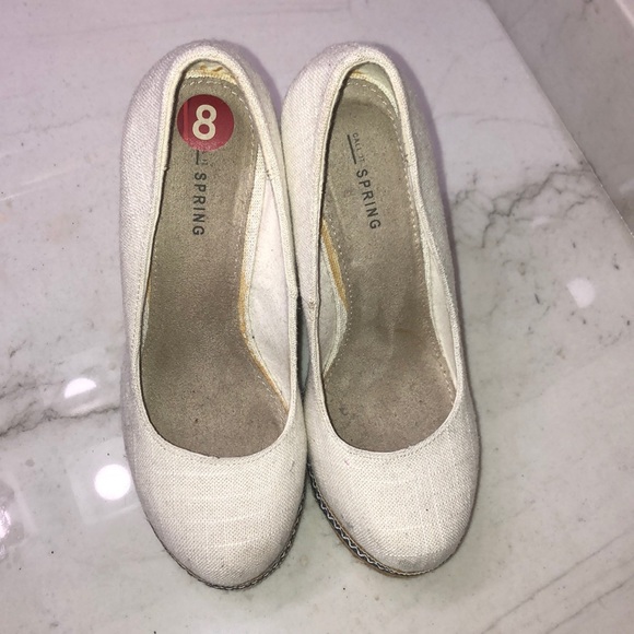 Call It Spring Shoes - call it spring white canvas heels size 8!!!